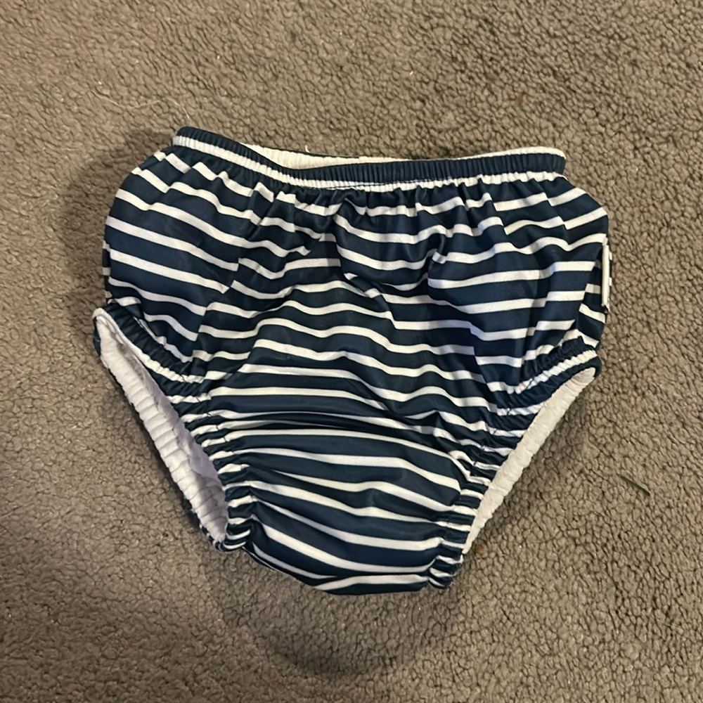 Green sprouts reusable swim diaper 12m